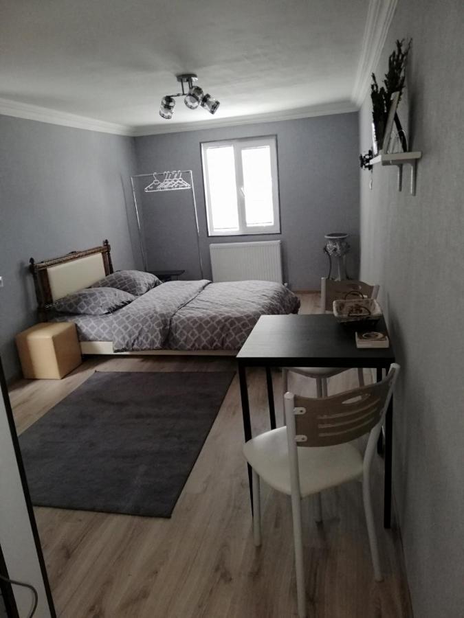 Lamara Apartment Tbilisi Exterior foto